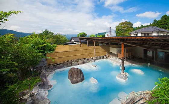 束ノ間の露天風呂