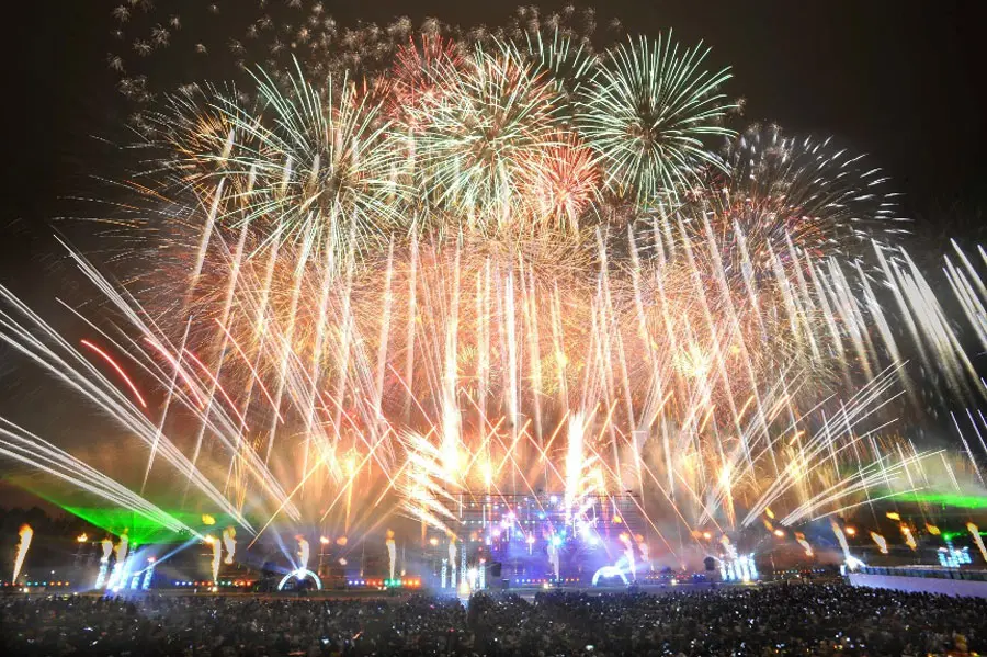 【2025年】北海道のおすすめ花火大会10選!夜空を彩る絶景イベント
