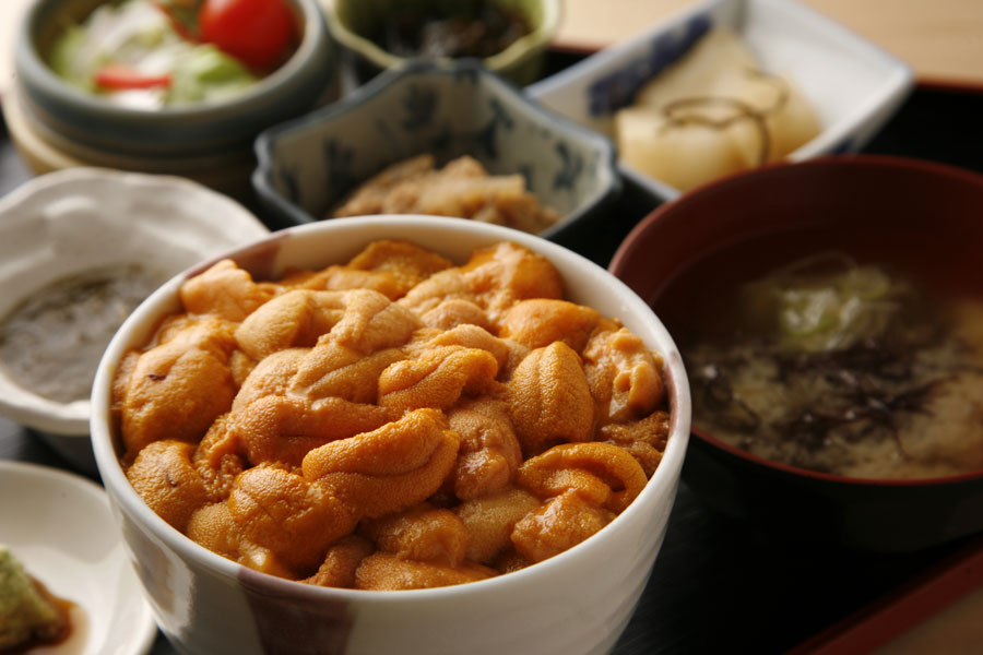積丹　ウニ丼