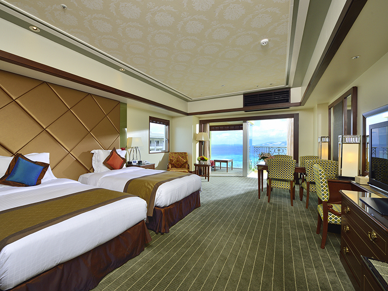 Okinawa Spa Resort EXES スイートルーム