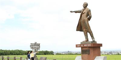 羊ヶ丘展望台のクラーク像