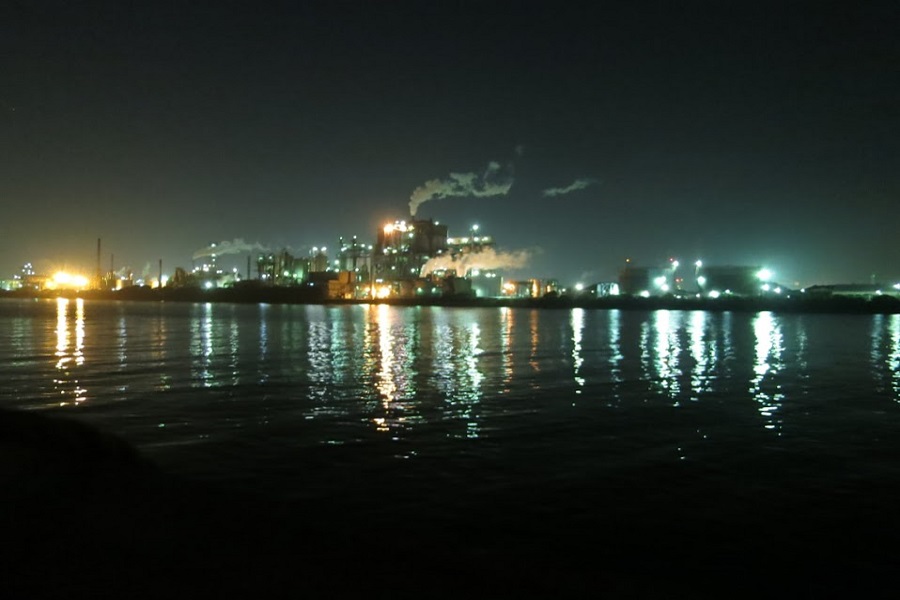 「北九州の工場夜景」