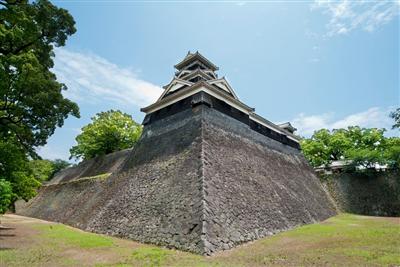 宇土櫓の内部へは隣接する続櫓から入場する