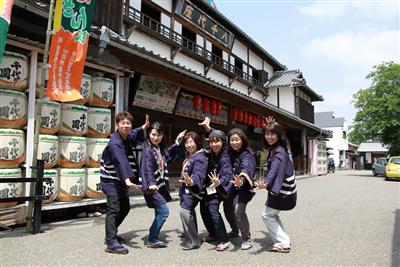 現在も現役の芝居小屋として活躍を続けている
