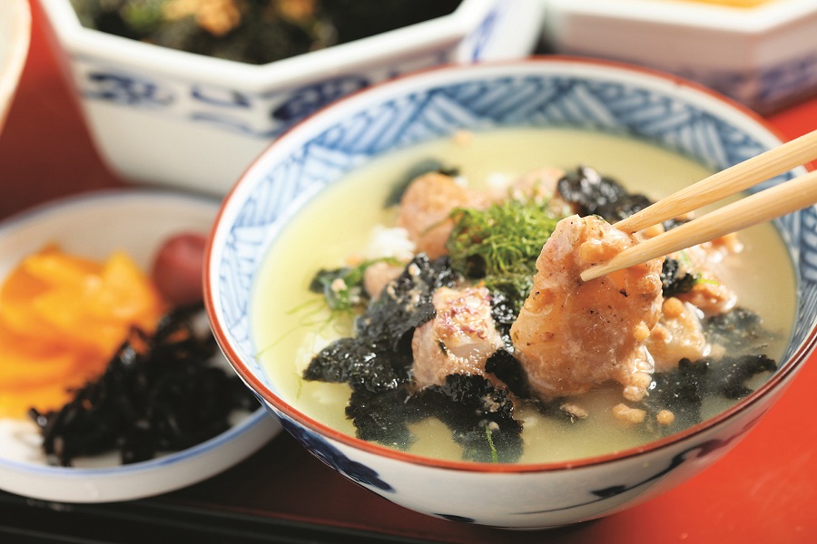 程よく味付けされた鯛がしっかり味わえる鯛茶漬け 程よく味付けされた鯛がしっかり味わえる鯛茶漬け