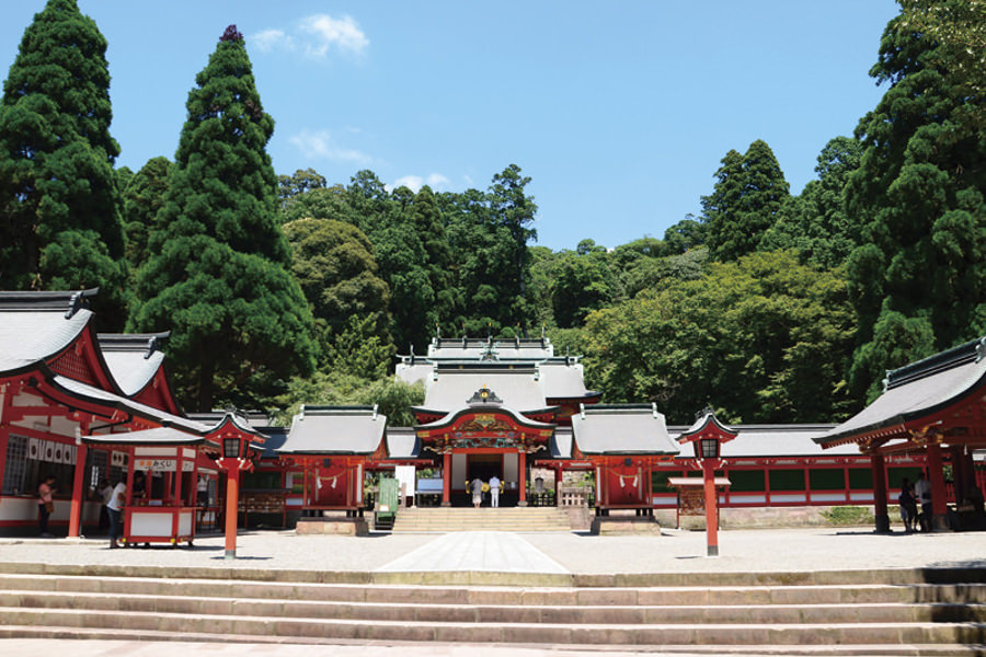 国の重要文化財にも指定された霧島神宮 霧島神宮