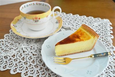 なめらかで濃厚な「ラッキーブランチ」のチーズケーキ