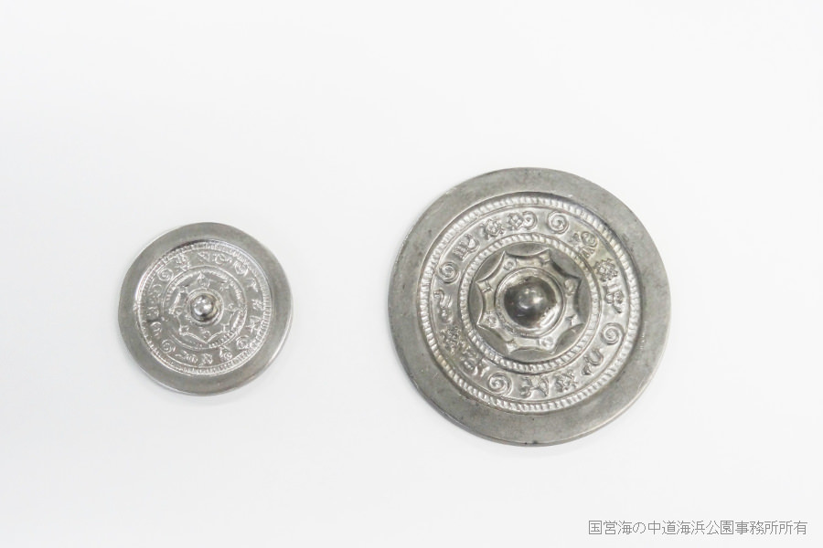 出土品と同じ大きさの鏡づくりに挑戦できる