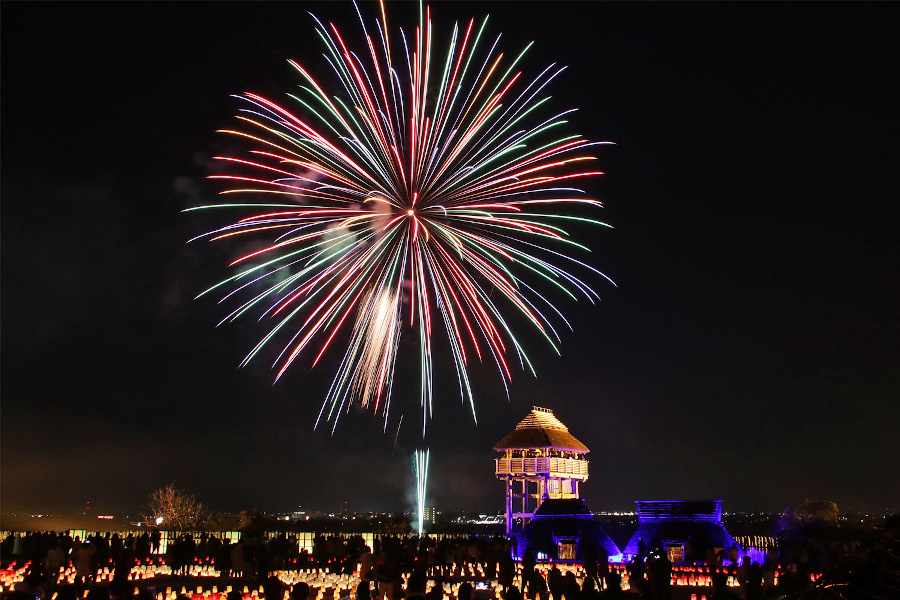 冬の吉野ヶ里遺跡を照らす幻想的な光 冬の吉野ヶ里遺跡を照らす幻想的な光
