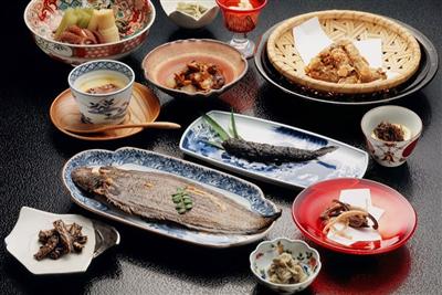 個室でゆったり味わえる有明海料理5000円～
