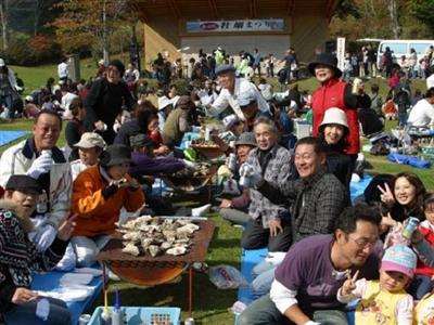 新鮮な牡蠣をバーベキューで堪能