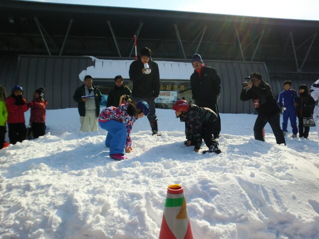 「雪中子ども相撲大会」 「雪中子ども相撲大会」