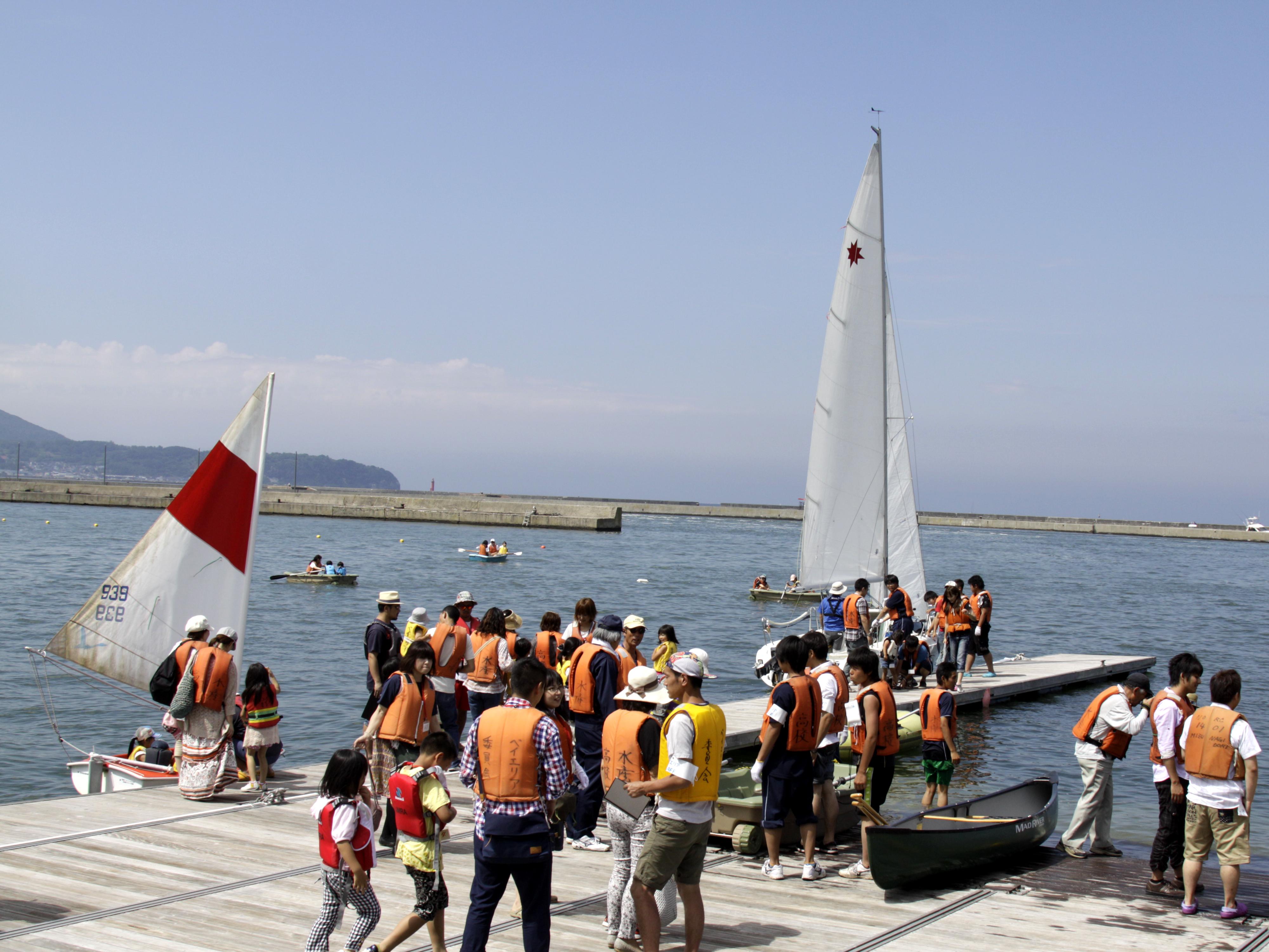 小樽の海を満喫できるイベント「マリンフェスタin小樽」(写真提供:(株)マリンウェーブ小樽) マリンフェスタin小樽