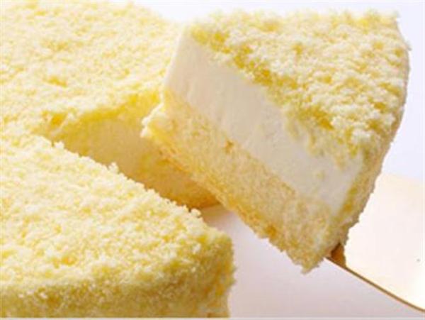 この2層のチーズケーキが、ドゥーブル・フロマージュの美味しさの秘密 ドゥーブルフロマージュ