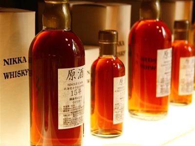 熟成度合いの異なる原酒いろいろ