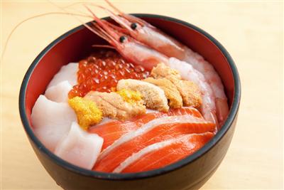 函館朝市　海鮮丼
