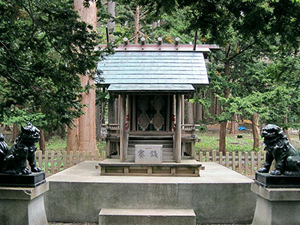 北海道神宮境内にある穂多木神社 北海道神宮境内にある穂多木神社