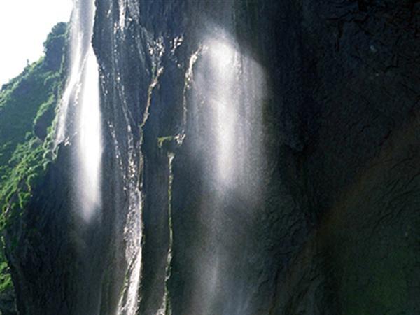 湯の華の滝 湯の華の滝