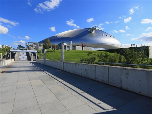 「日本ハムファイターズ」と「コンサドーレ札幌」の本拠地として有名な札幌ドーム 札幌ドーム
