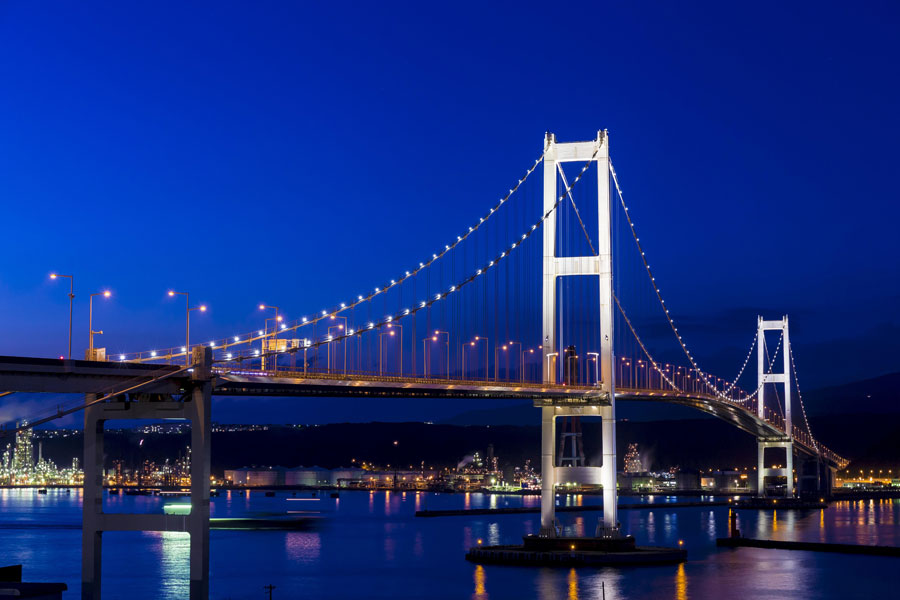 室蘭を代表する夜景 白鳥大橋 白鳥大橋