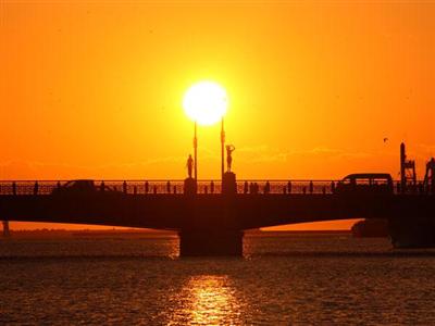 幣舞橋の夕陽