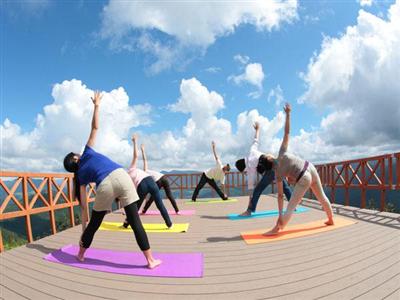 雲海ヨガは無料