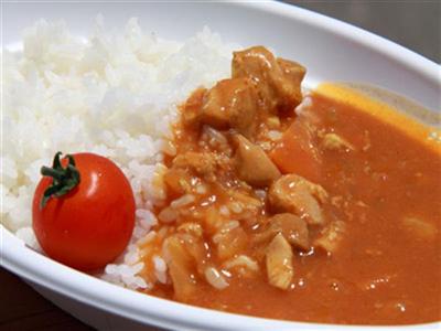トマトカレー（500円）