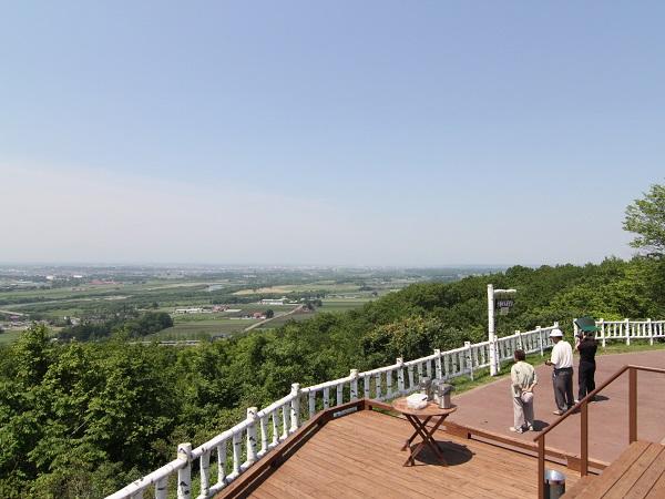 晴れた日には十勝の大地を一望 十勝が丘展望台