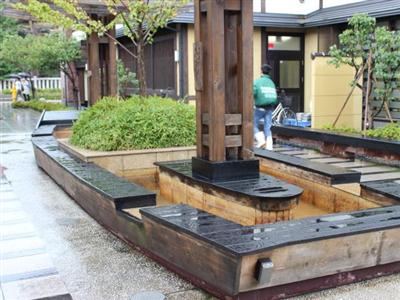 ベイエリアの足湯「海峡の湯」