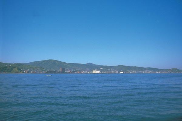 釣りを楽しむ人も多い小樽港 小樽港