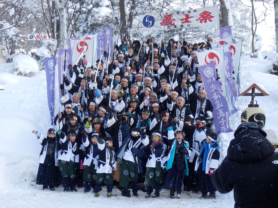 赤穂浪士の装束に身を包んだ義士隊 北海道義士祭