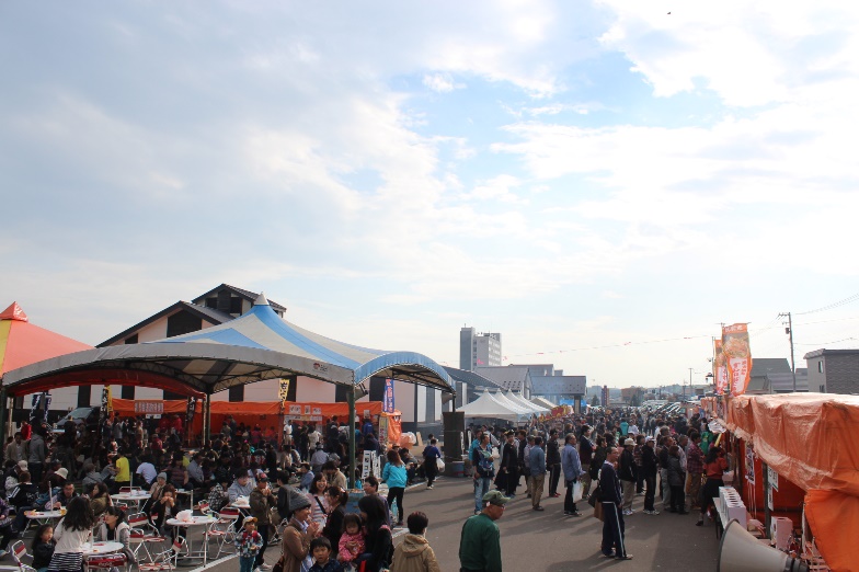 食欲の秋!紋別市で旬の味覚を堪能しよう! もんべつグルメまつり