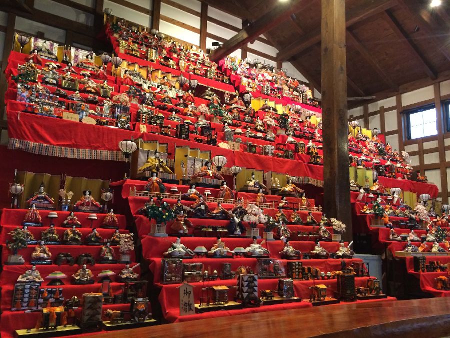 壱番蔵の大ひな壇展示 おひなさん