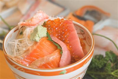 小樽たけの寿司のあいのり丼