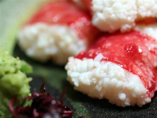 【雪華亭】おすすめ水雲コース そのひと品『たらばかに湯引き』 かにコース