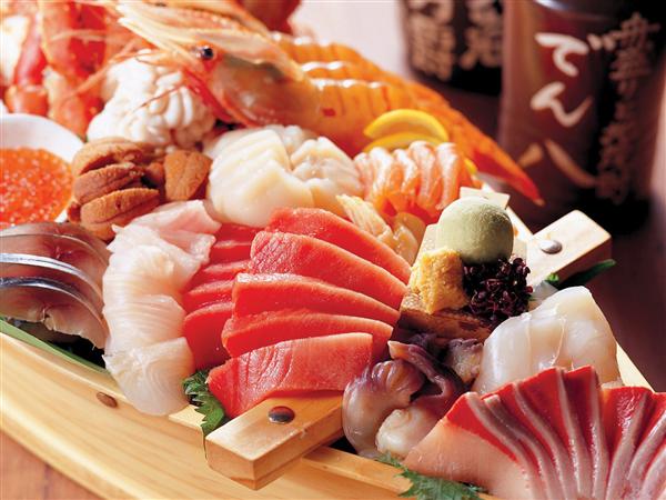 「日本一の舟盛り」 本日の旬のため毎日変わる 舟盛り