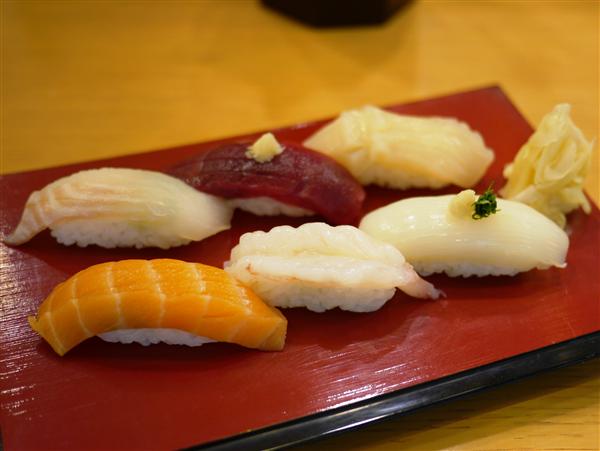 立ち食い鮨 立ち食い鮨