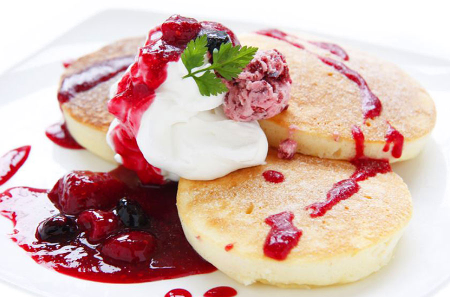 イチゴとクランベリー、クリームチーズを使った爽やかな酸味の「ベリーベリー」