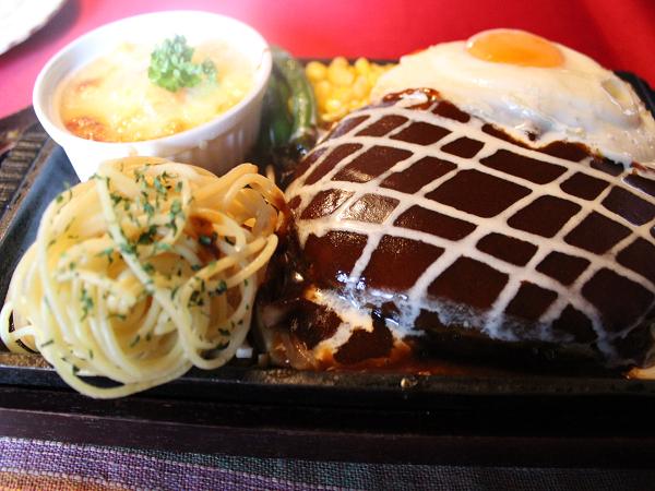 ボリューム満点のハンバーグランチが楽しめる大賀 ハンバーグ専門 大賀