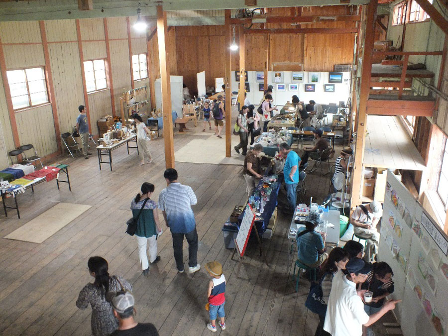 気軽にものづくり体験ができる屋内会場