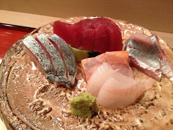 鮨の他、新鮮なお造りも味わえる