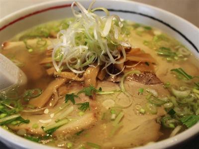塩チャーシュー麺