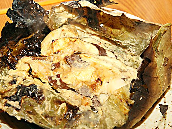 鹿肉朴葉焼き 1,250円 鹿肉朴葉焼き