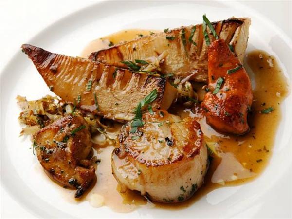 北海道の味覚の代表ホタテもフレンチ風に美味しく。 料理