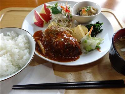 エヤムのランチ