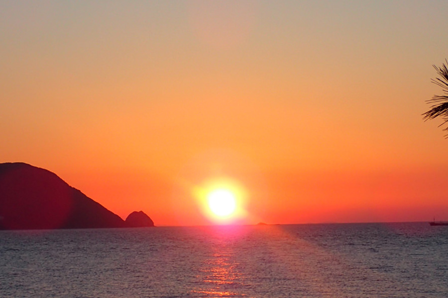 志賀島の夕陽は一見の価値あり! 志賀島の夕陽は一見の価値あり!