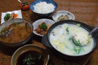 「温泉湯とうふ定食」