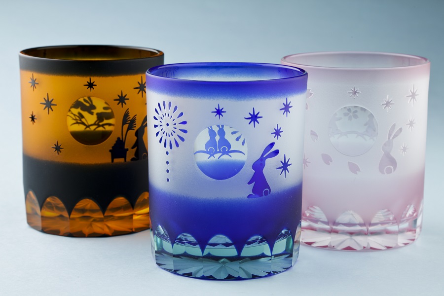 色や柄違いなどバラエティ豊かにそろい、どれにしようか迷ってしまう