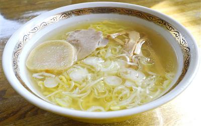 店主のこだわりが詰まった塩ラーメン