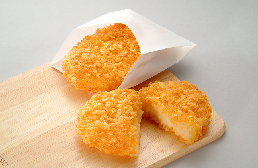 北海道産男爵いものサクサクコロッケ:160円(税込) 北海道産男爵いものサクサクコロッケ:160円(税込)